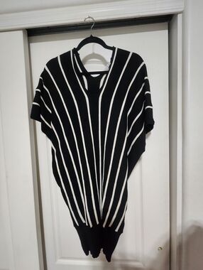 lola Black and White Striped V-Neck Sweater